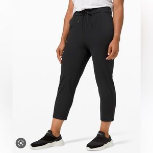Lululemon stretch high rise cropped pants 23”